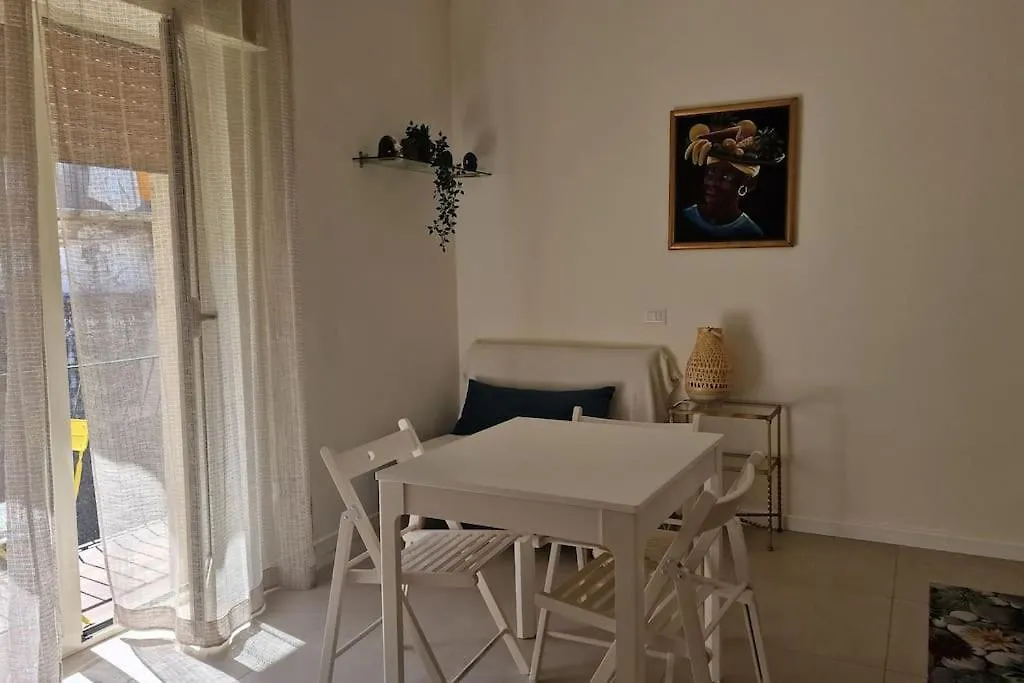 Apartment Piccolo Appartamento Di Charme Naples