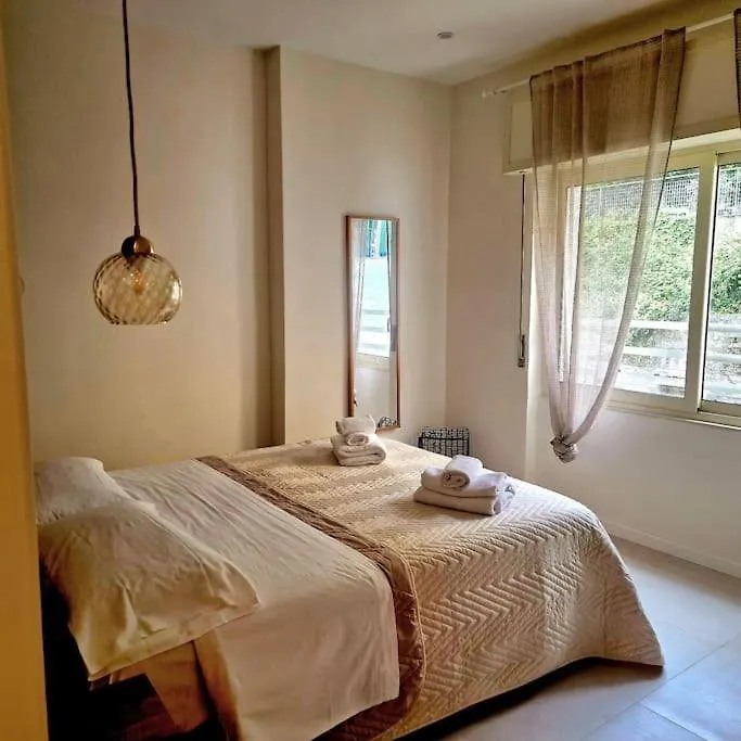 Piccolo Appartamento Di Charme Naples Apartment